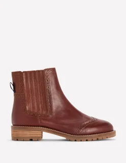 Boden Chaussures Plates-Bottines Chelsea à détails richelieus Fauve