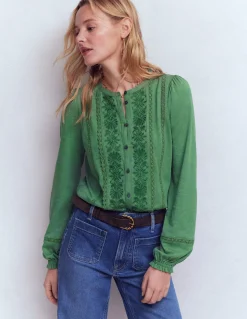 Boden Tops & T-Shirts-Chemise brodée en jersey Vert Saule