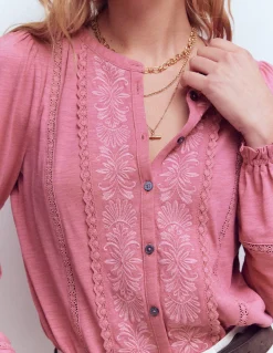 Boden Tops & T-Shirts-Chemise brodée en jersey Bruyère rose