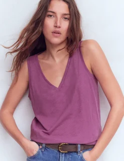Boden Tops & T-Shirts-Débardeur flammé à col V Prune