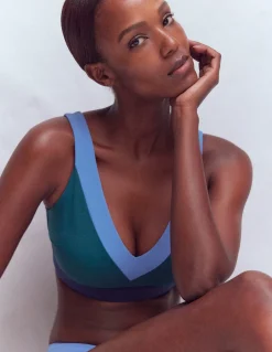 Boden Bikinis|Maillots De Bain-Haut de bikini Campania croisé dans le dos Colourblock bleu marine, vert, bleu