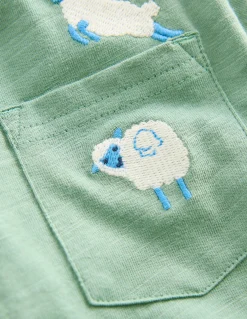 Boden Tops & T-Shirts-Polo flammé et brodé Mouton vert