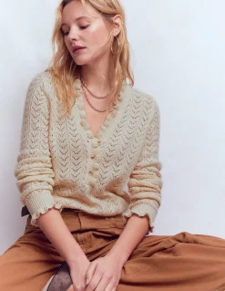 Boden Pulls & Gilets-Pull Eloise à col tunisien et volants Ivoire chaud