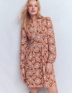 Boden Robes & Combinaisons|Robes Coupe Petite-Robe courte Amy en jersey Châtaigne, motif Decorative Blossom