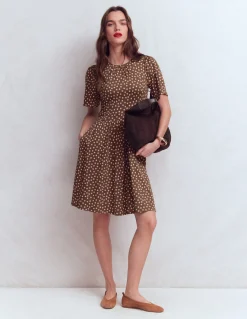 Boden Tenues De Travail|Robes & Combinaisons-Robe courte Louisa en jersey Terre d’ombre, pois peints