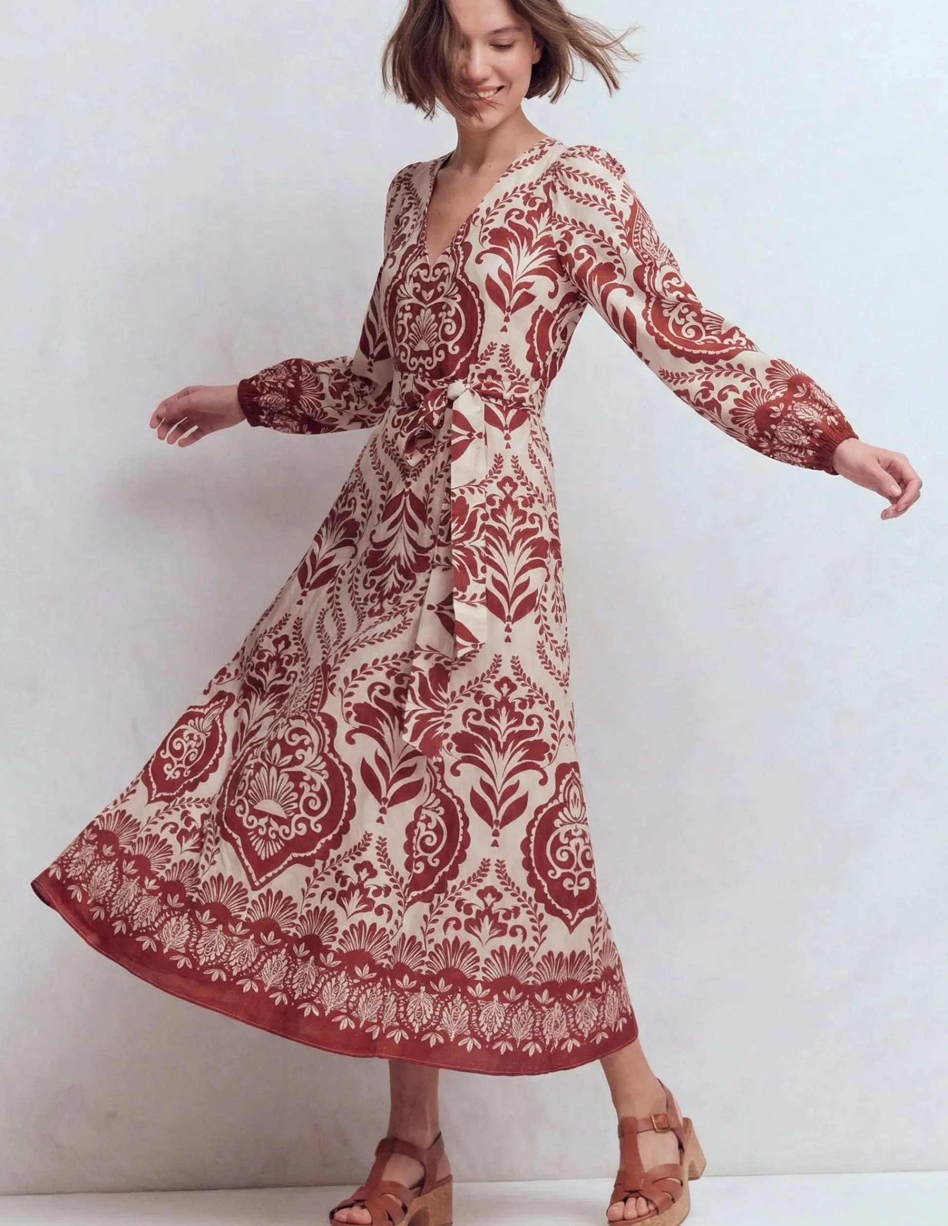 Boden Longues|Robes Coupe Petite-Robe Florence en lin mélangé Motif Ornamental Garden marron