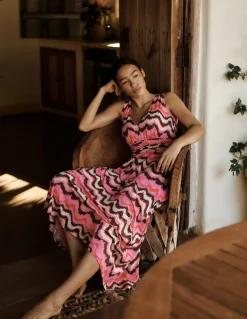 Boden Robes & Combinaisons|Longues-Robe longue Elodie en jersey Punch rose, vague zigzag