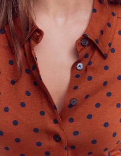 Boden Tenues De Travail|Midi-Robe-chemise Marcia en jersey Orange brûlé, pois bleu marine