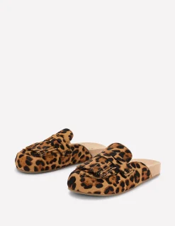Boden Chaussures Plates-Sabots Etta façon mules avec franges Klassisches Leopardenmuster Ponyhaar