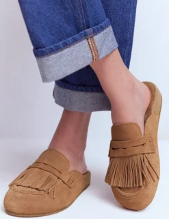 Boden Chaussures Plates-Sabots Etta façon mules avec franges Fauve