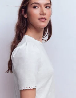 Boden Tops & T-Shirts-T-shirt Ali festonné Blanc