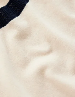 Boden Tenues De Travail|Pulls & Gilets-T-shirt col rond Emilia en coton Ivoire chaud, bleu marine